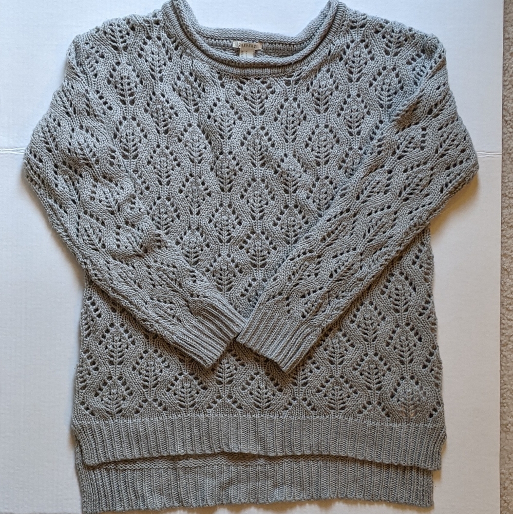 Forever 21 Gray Sweater size S